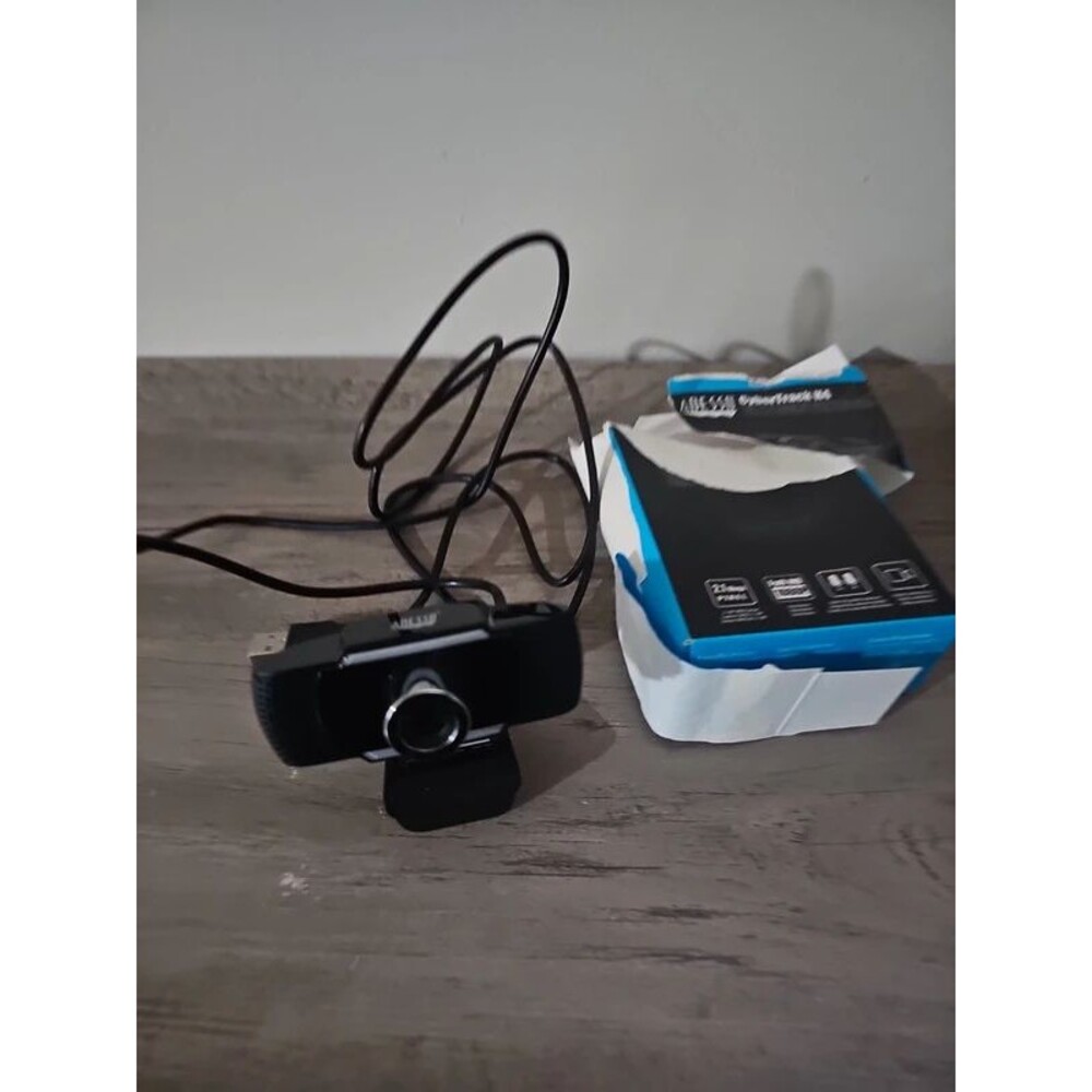 Adesso CyberTrack H4
